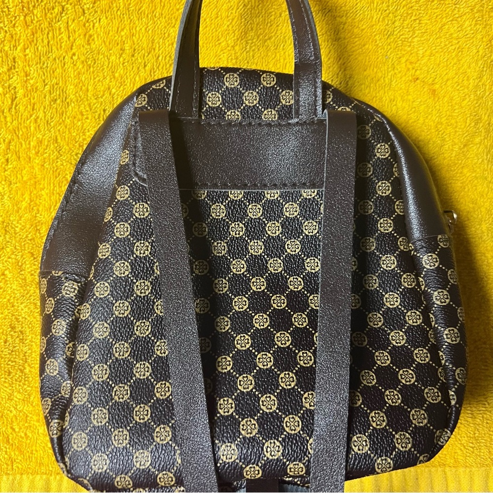 Mini backpack - Picture 2 of 4